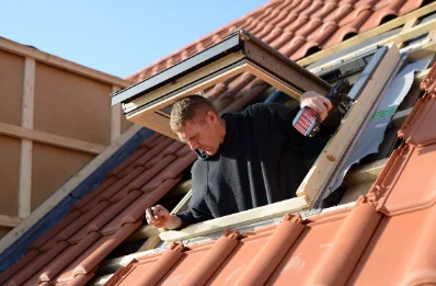 Pose de fenêtres de toit Velux au Grand-Madieu